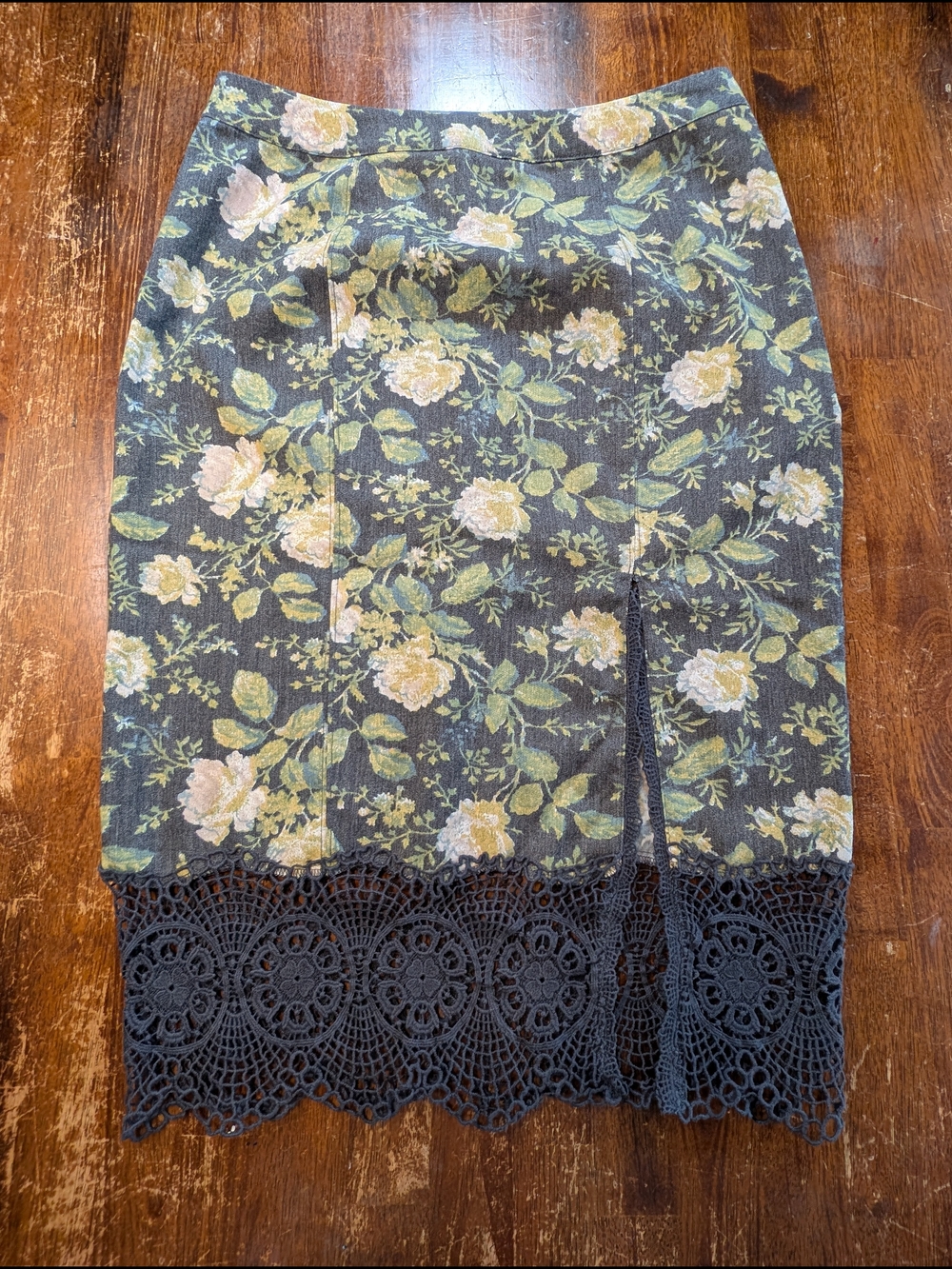 Free People Floral Lace Pencil Skirt Size 6 Blue Green Casual Boho Career Used